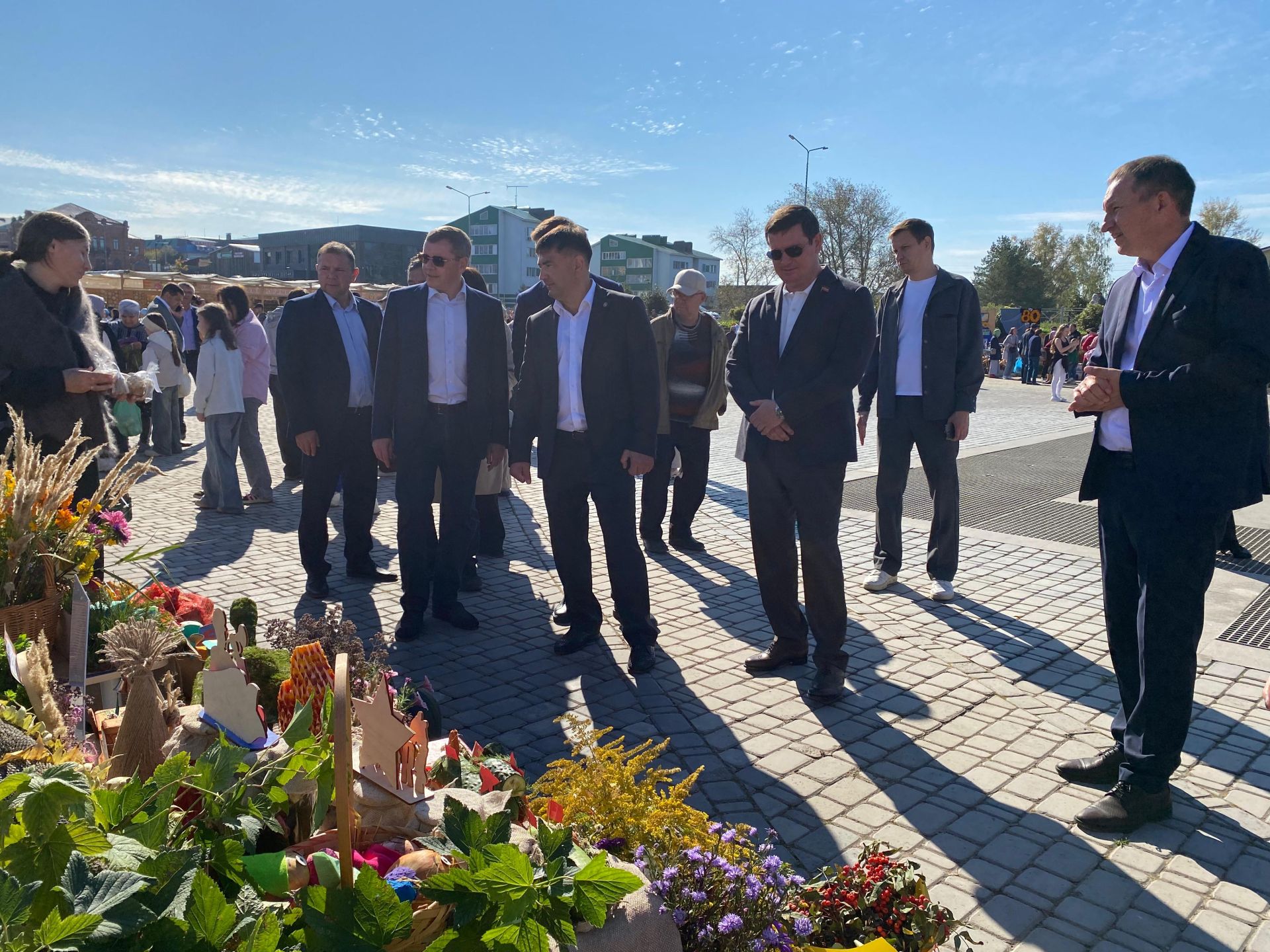 В Кукморе прошла осенняя школьная ярмарка