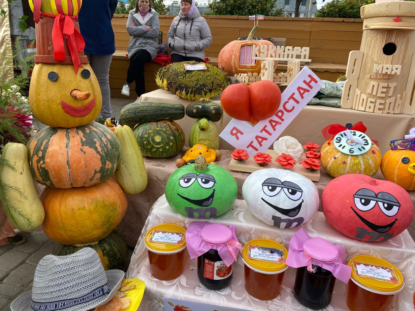 Кукмарада мәгариф учреждениеләренең көзге ярминкәсе гөрләде
