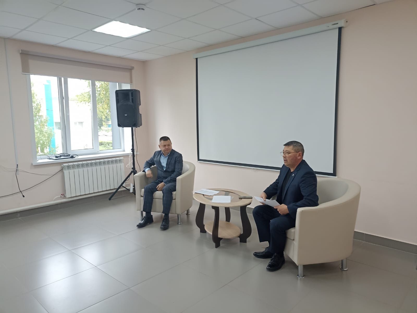Кукмара үзәк китапханәсендә чит ил гражданнары белән очрашу узды