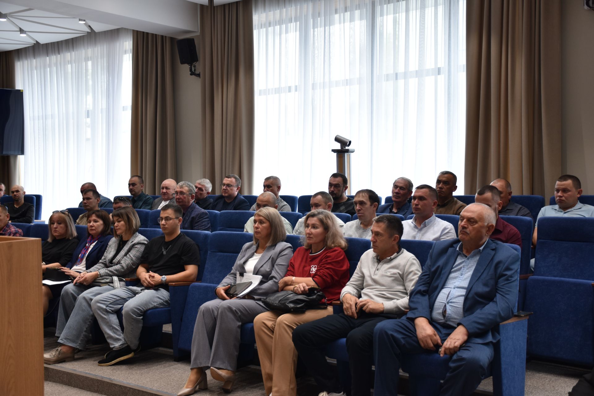 Задача — приумножить доход и прибыль: Сергей Димитриев встретился с предпринимателями Кукморского района