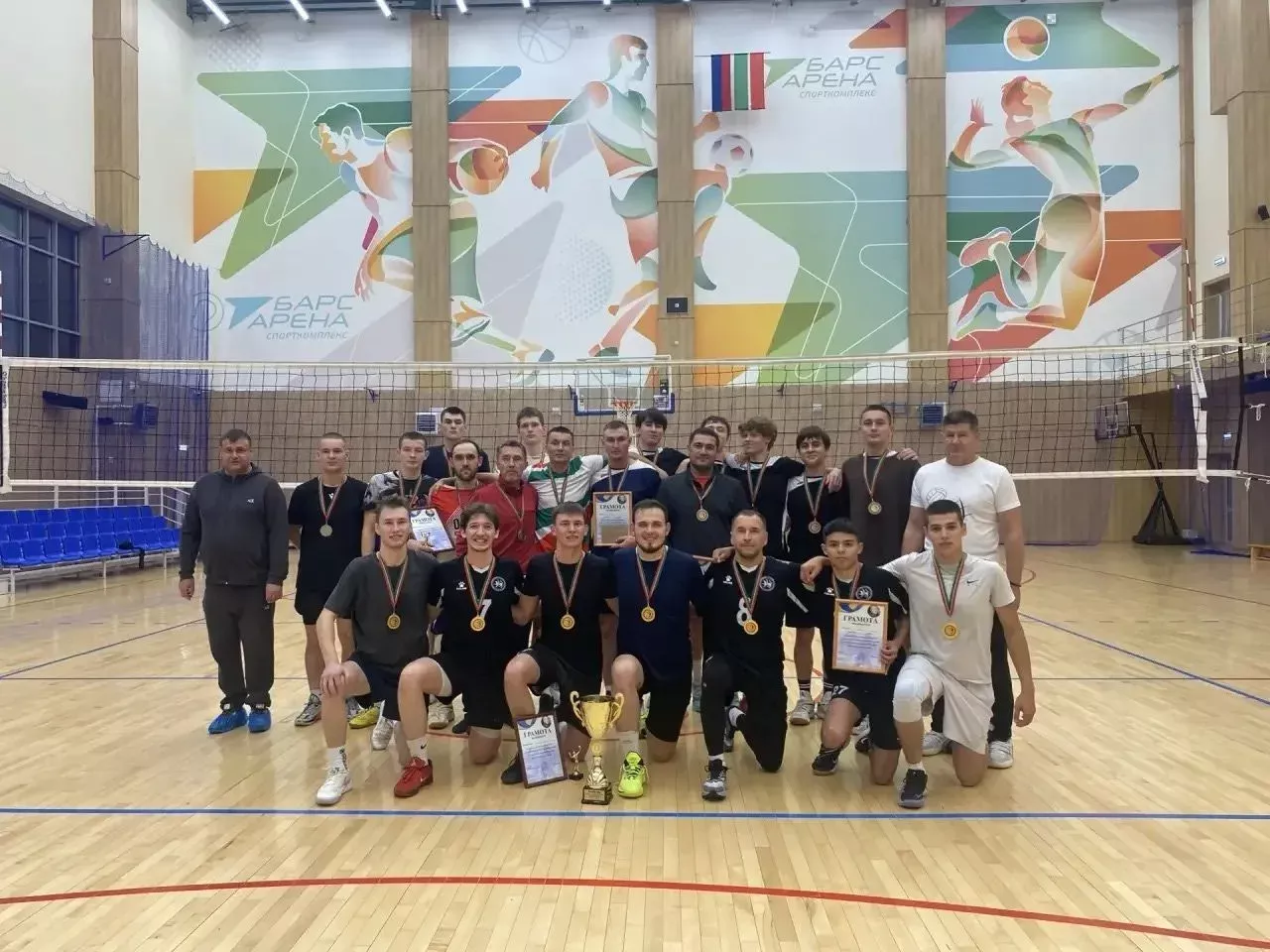 Кукмарада волейболчылар көч сынашты