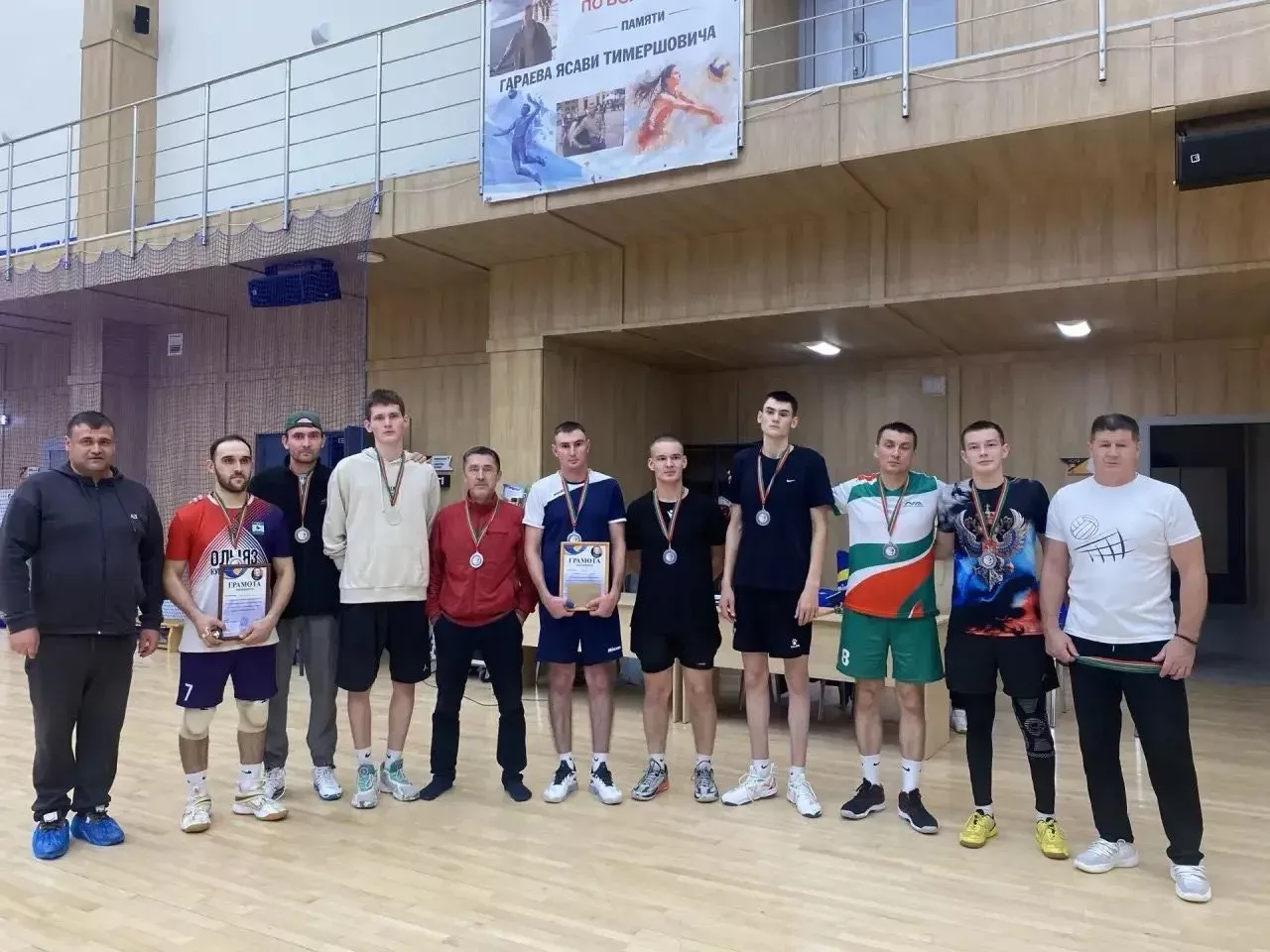 Кукмарада волейболчылар көч сынашты