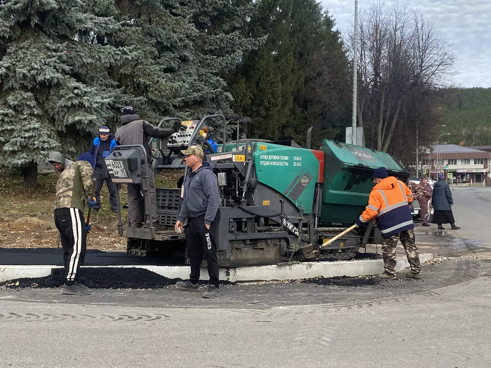 Осень дала время навести порядок: Дорожные работы в Кукморе вышли на финишную прямую