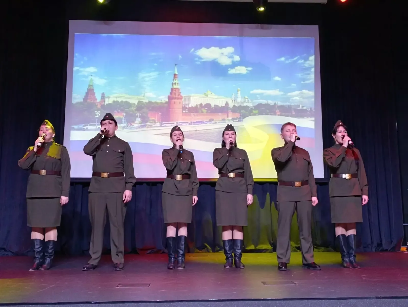 В Кукморе провели концерт в рамках Недели космонавтики