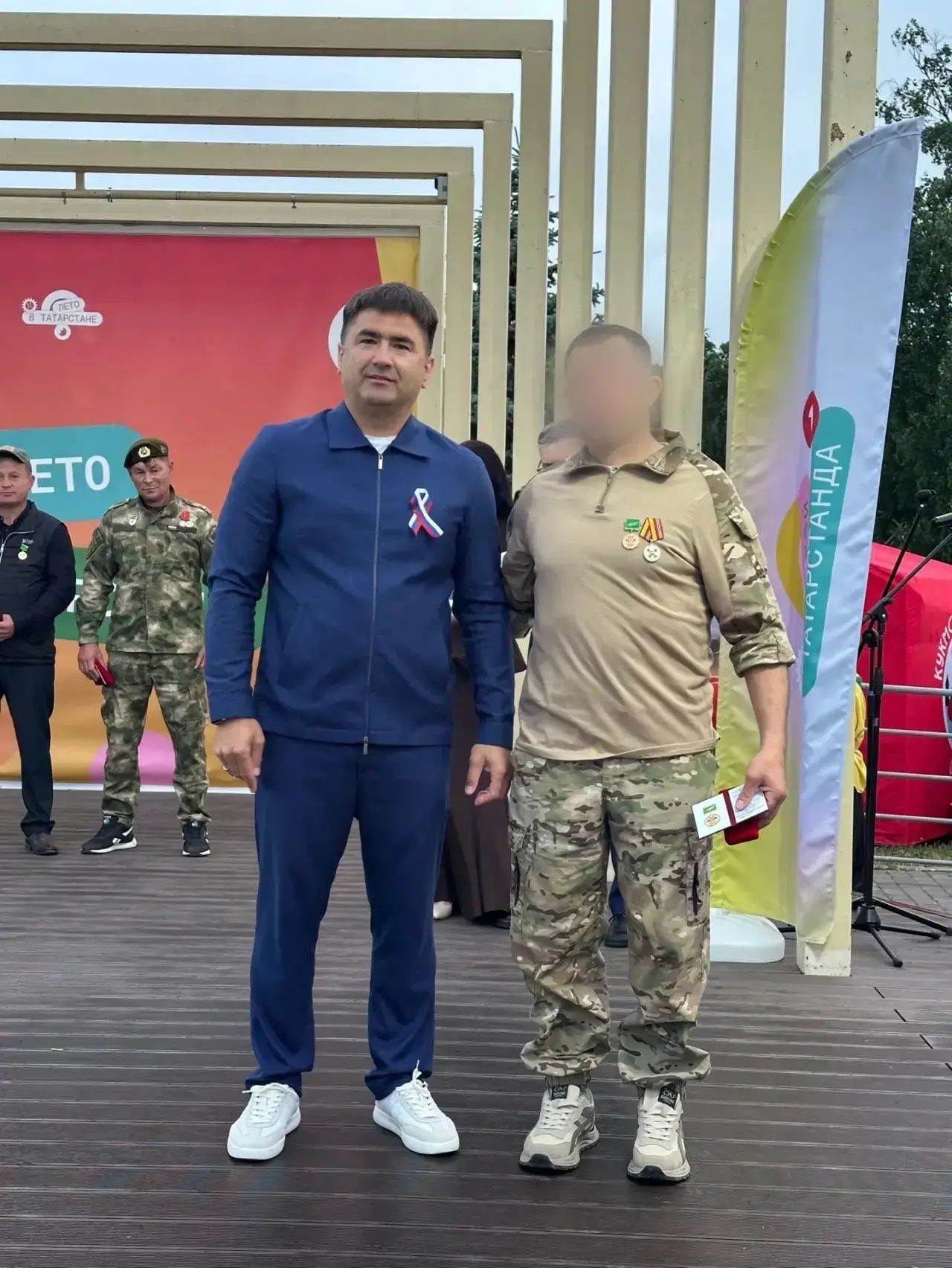 Батырлык, хәтер һәм бердәмлек: Кукмарада хәрбиләрне хөрмәтләделәр (фоторепортаж)
