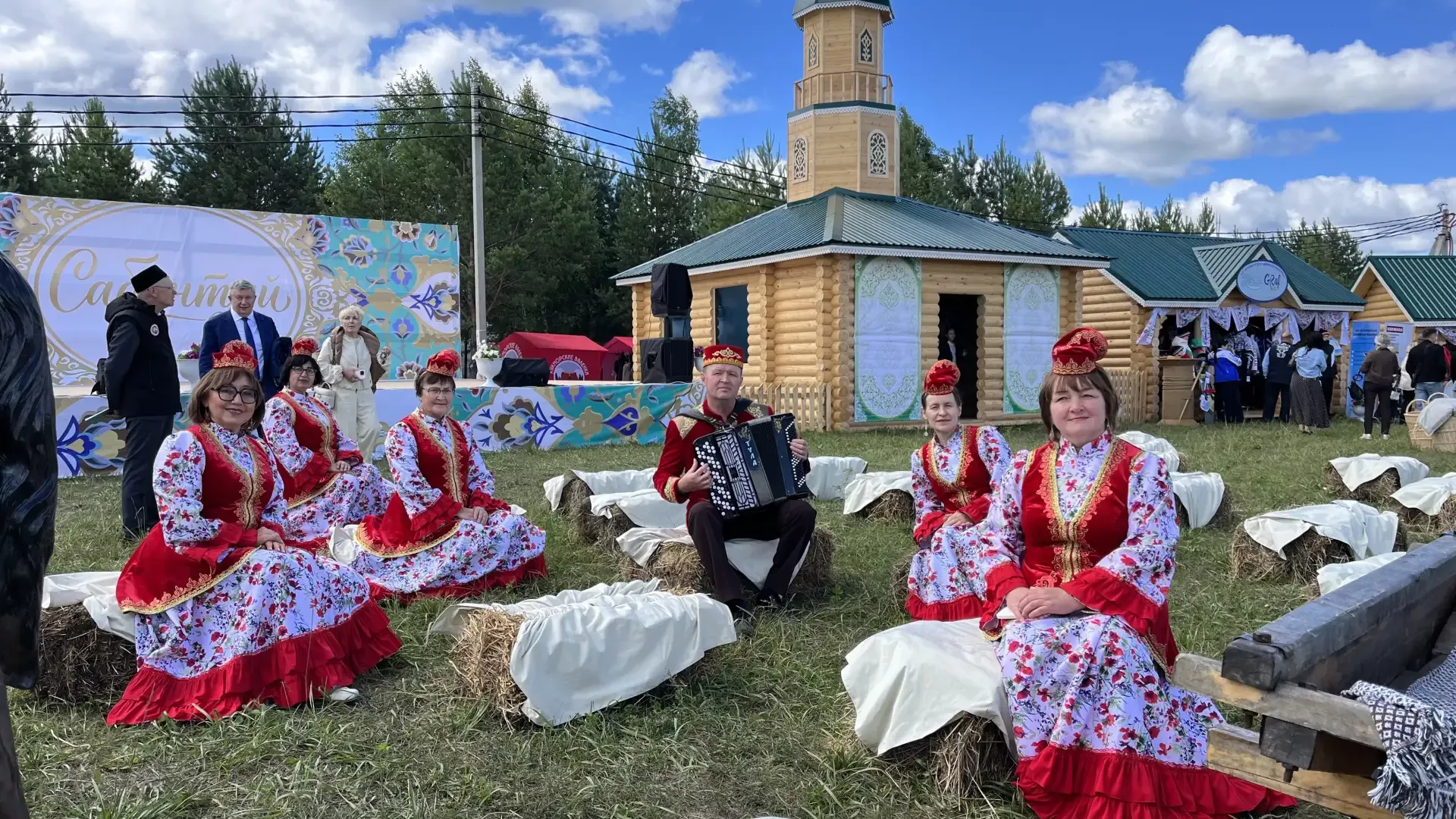 Кукмаралылар Пенза өлкәсендә оештырылган Сабантуйда катнашты (фоторепортаж)