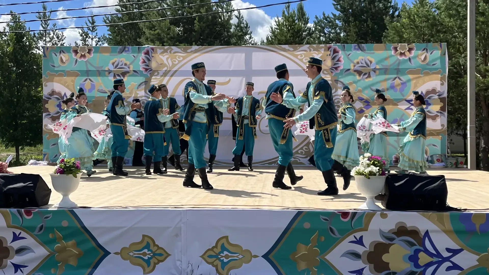 Кукмаралылар Пенза өлкәсендә оештырылган Сабантуйда катнашты (фоторепортаж)