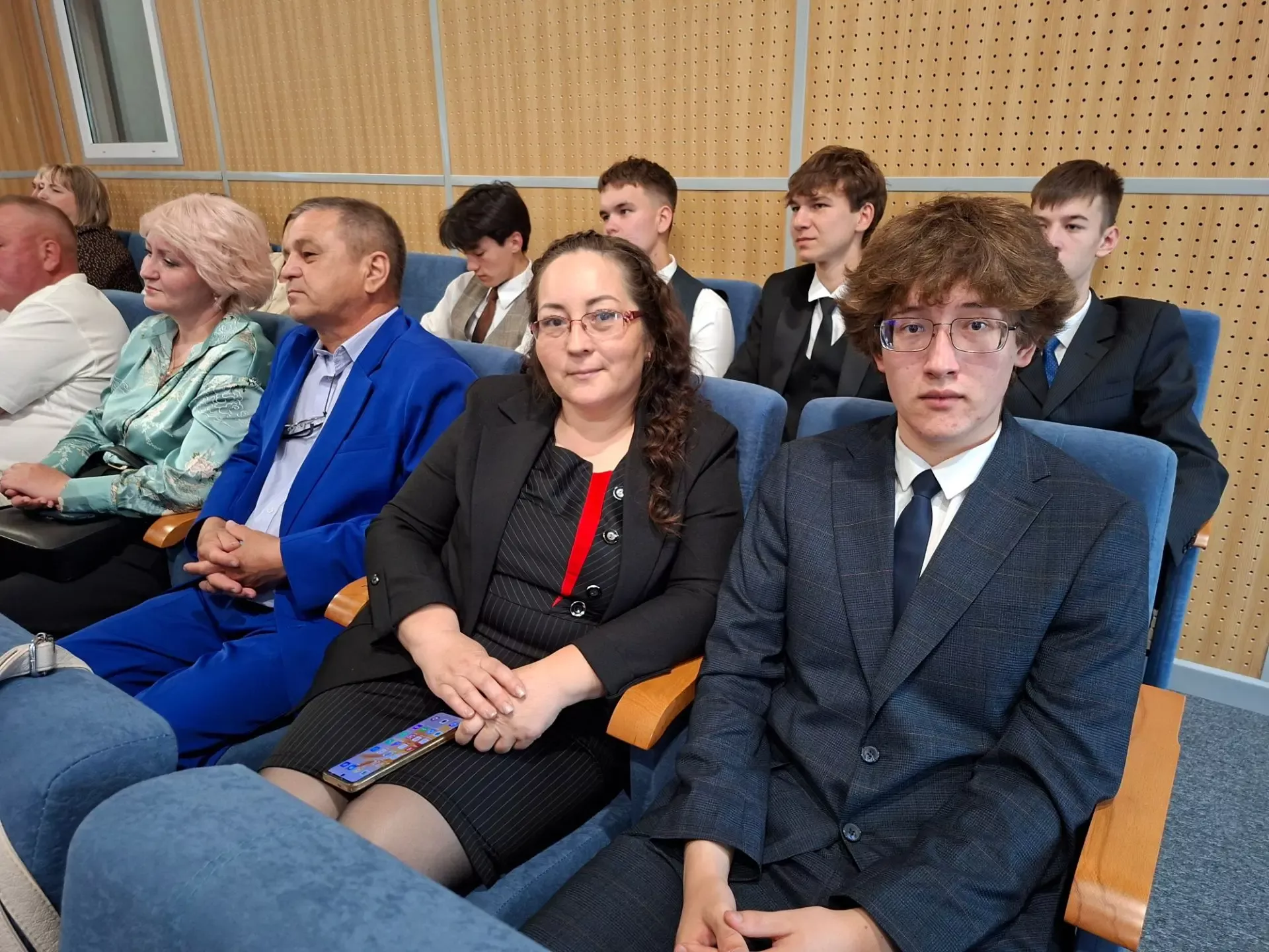 В Кукморской школе №3 прошёл выпускной (фоторепортаж)