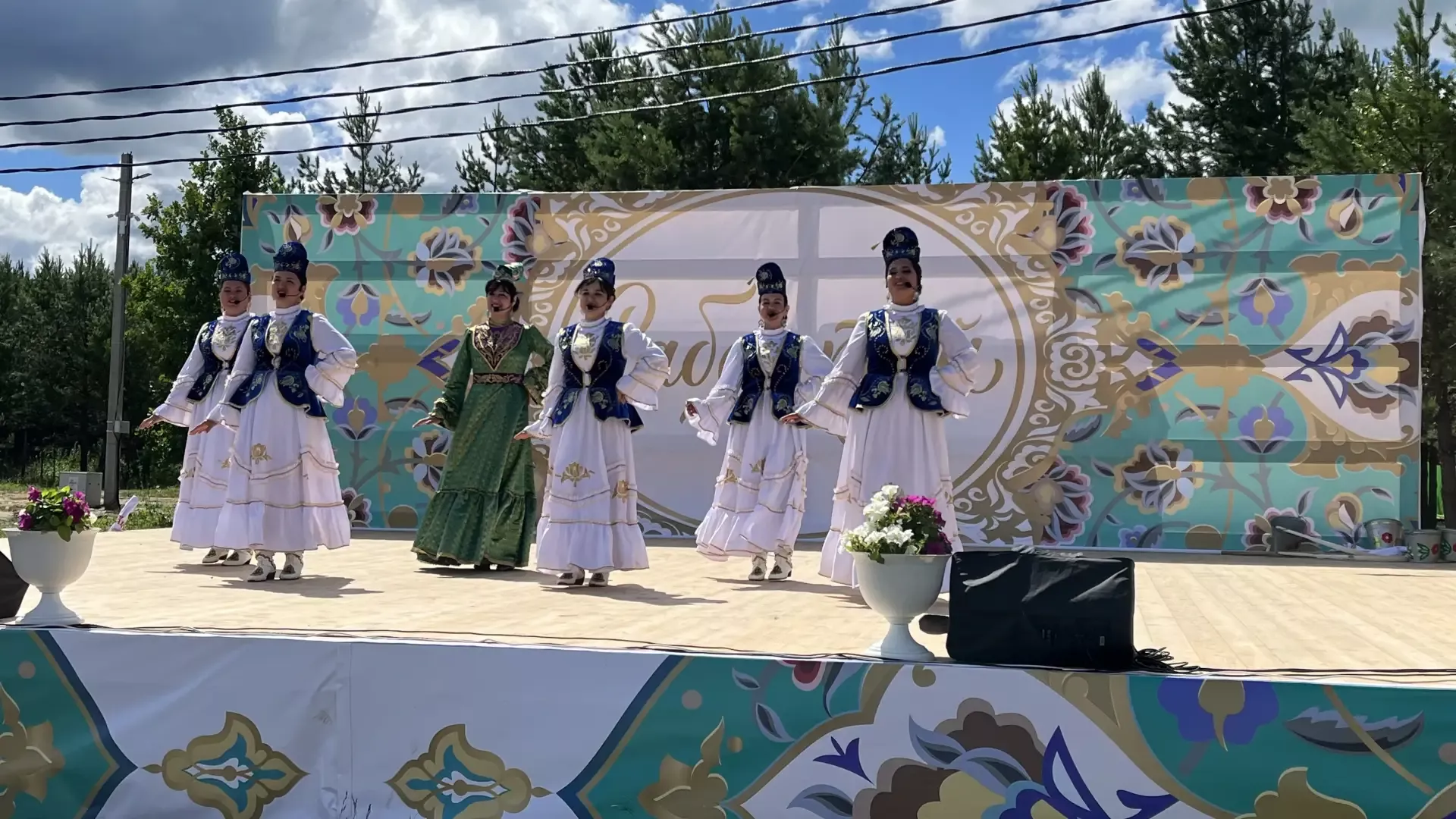 Кукмаралылар Пенза өлкәсендә оештырылган Сабантуйда катнашты (фоторепортаж)