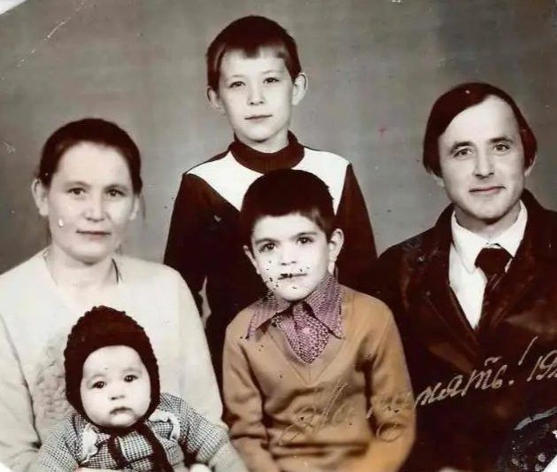 75 лет достойного пути: воспоминания ветерана труда Григория Захарова