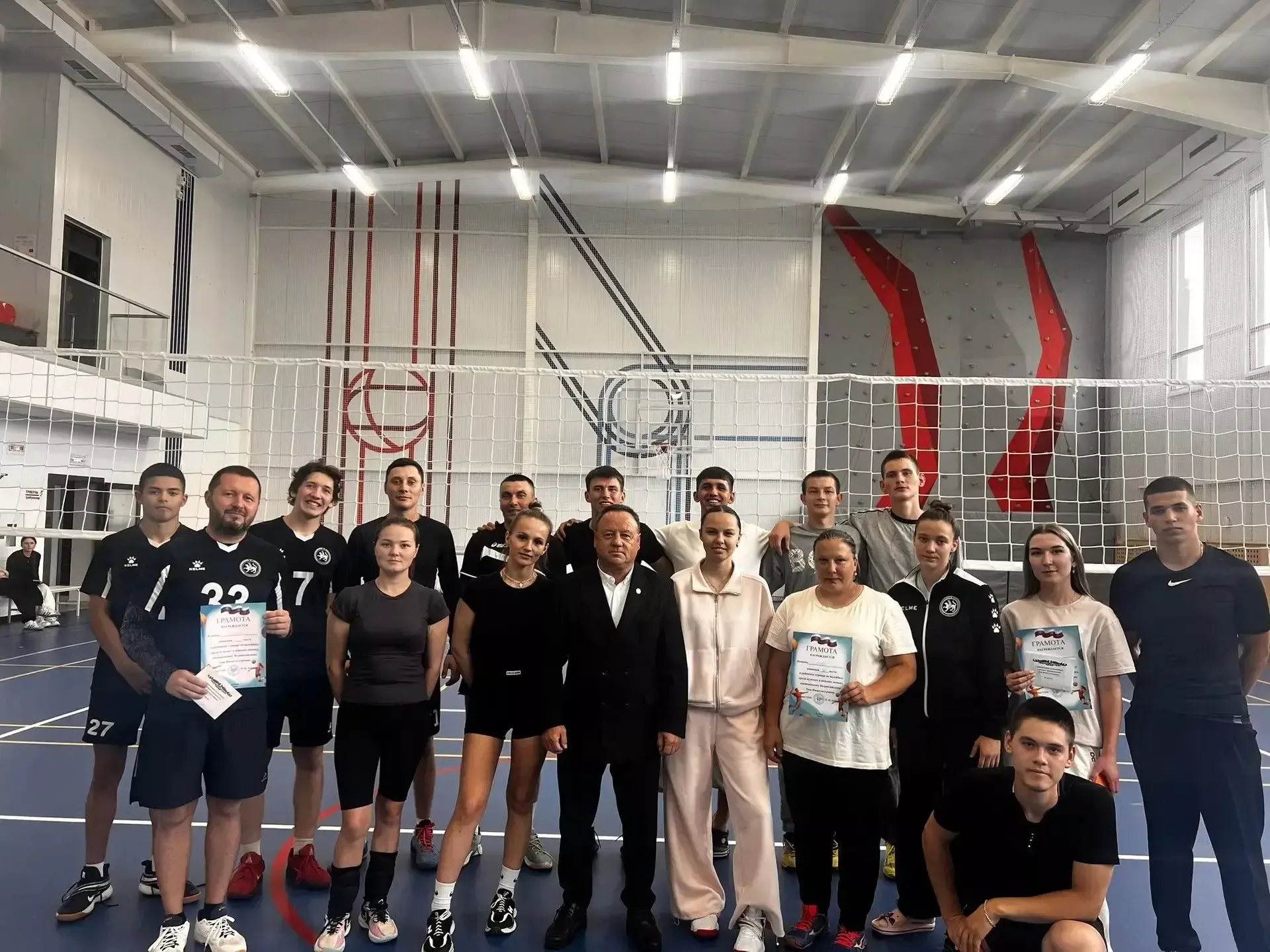 Спорт объединил жителей Кукморского района в День физкультурника