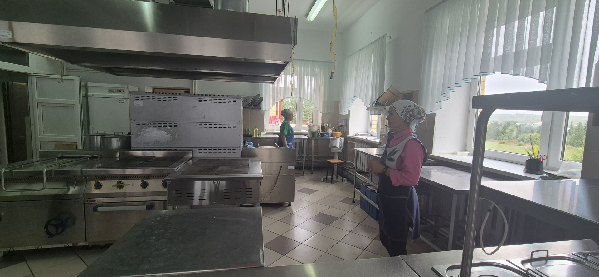 Кукмара районындагы мәгариф учреждениеләренең яңа уку елына әзерлеген тикшерелә