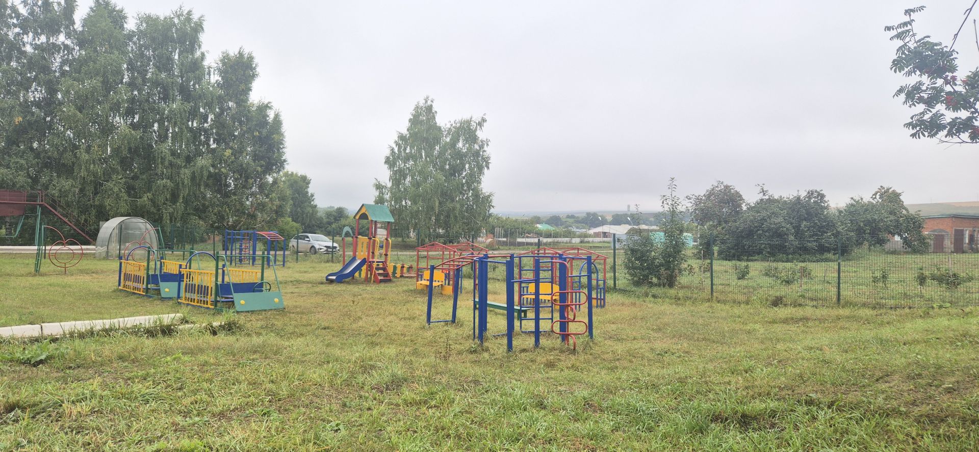 Кукмара районындагы мәгариф учреждениеләренең яңа уку елына әзерлеген тикшерелә