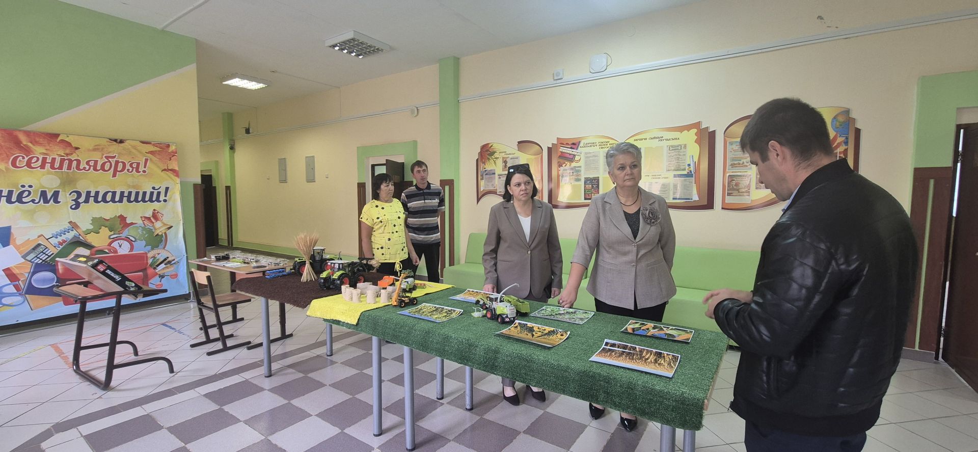 Кукмара районындагы мәгариф учреждениеләренең яңа уку елына әзерлеген тикшерелә