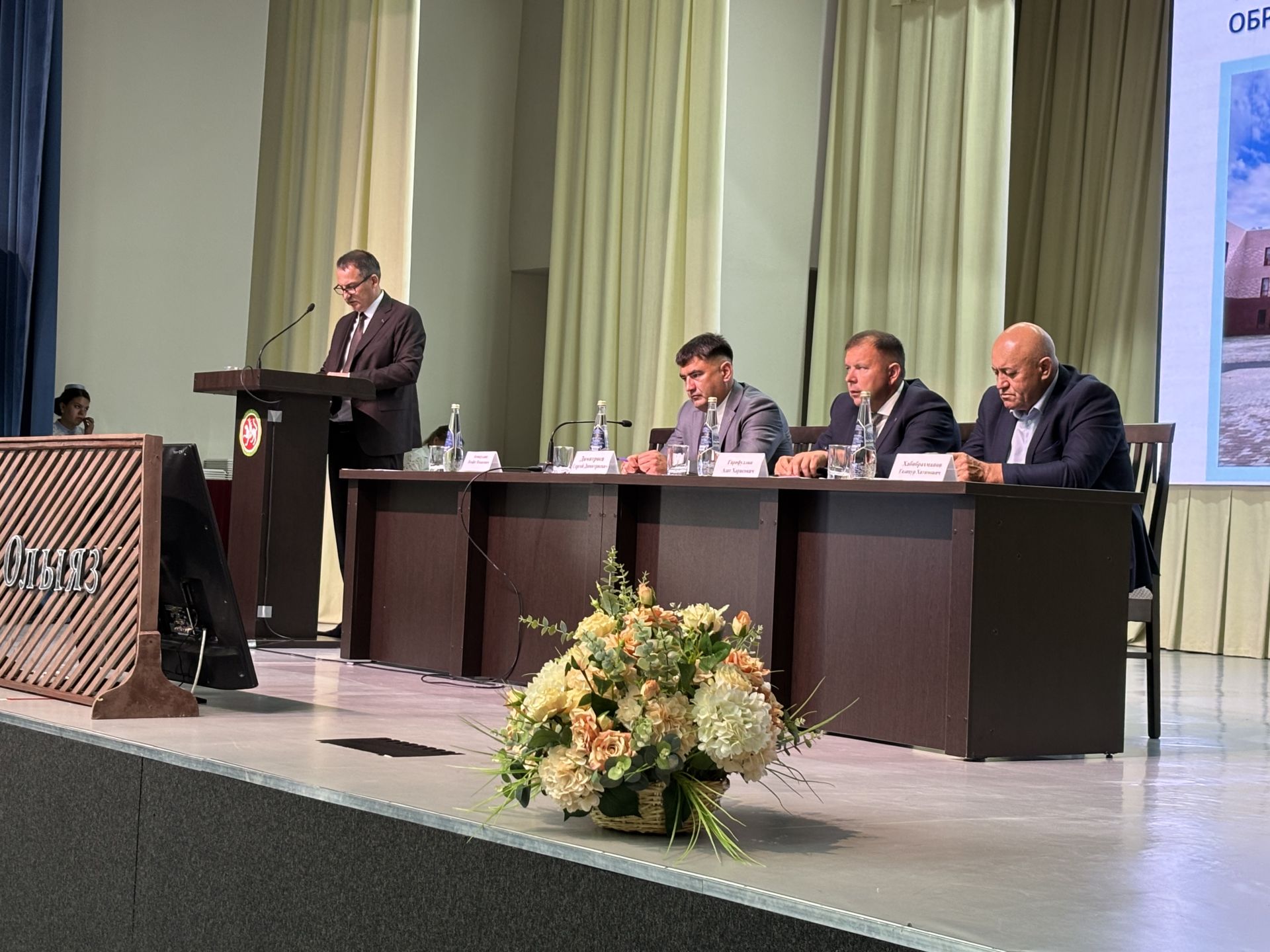 Кукмара районында мәгариф хезмәткәрләренең август киңәшмәсе узды