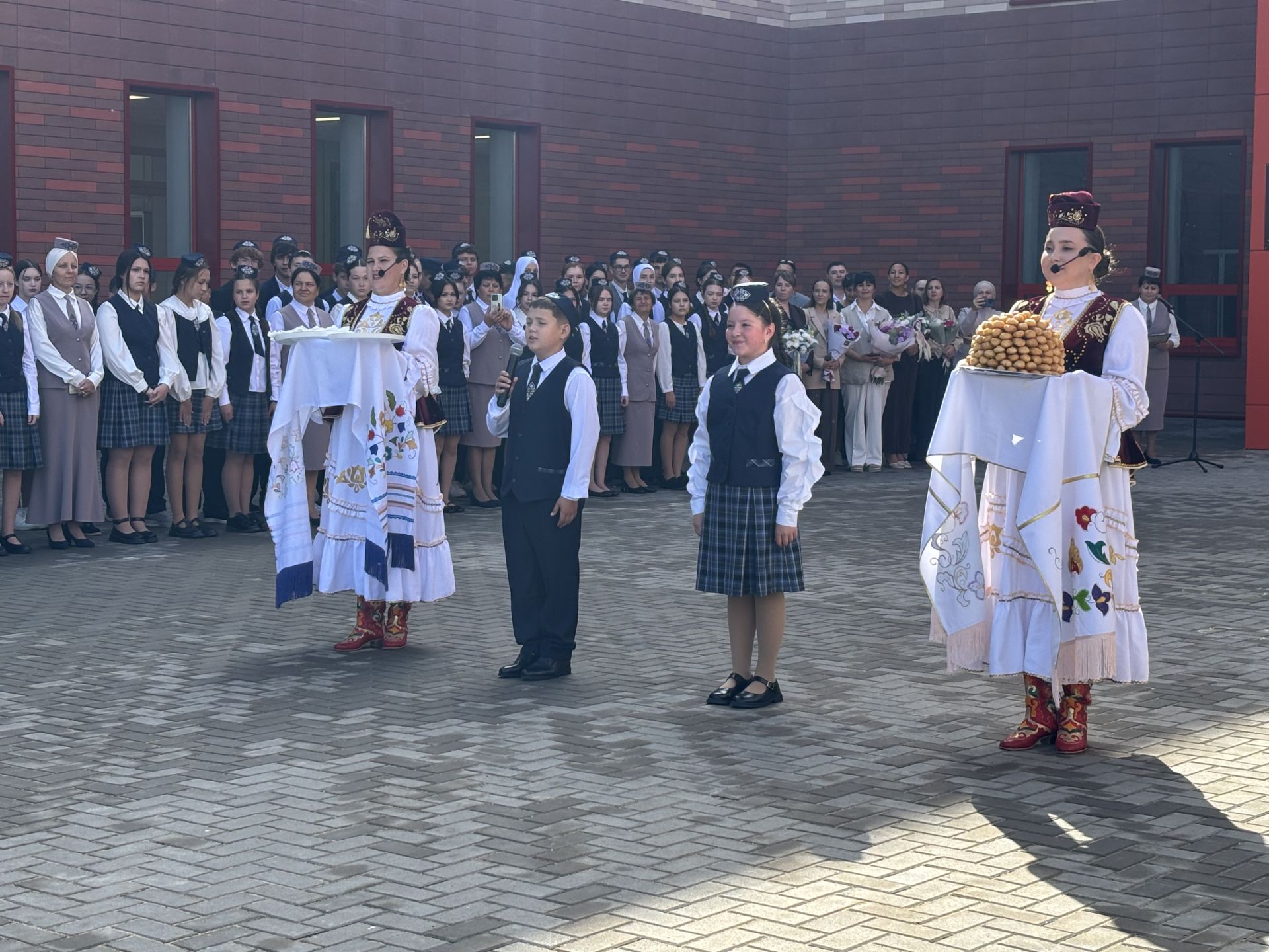 Кукмара районында Белем көне яңа мәктәпләр һәм яңартылган биналар белән башланды (фоторепортаж)