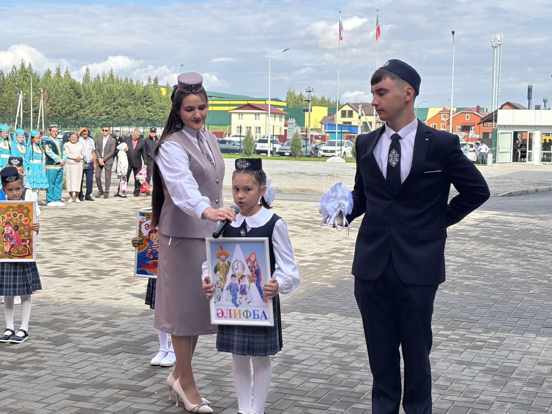Кукмара районында Белем көне яңа мәктәпләр һәм яңартылган биналар белән башланды (фоторепортаж)