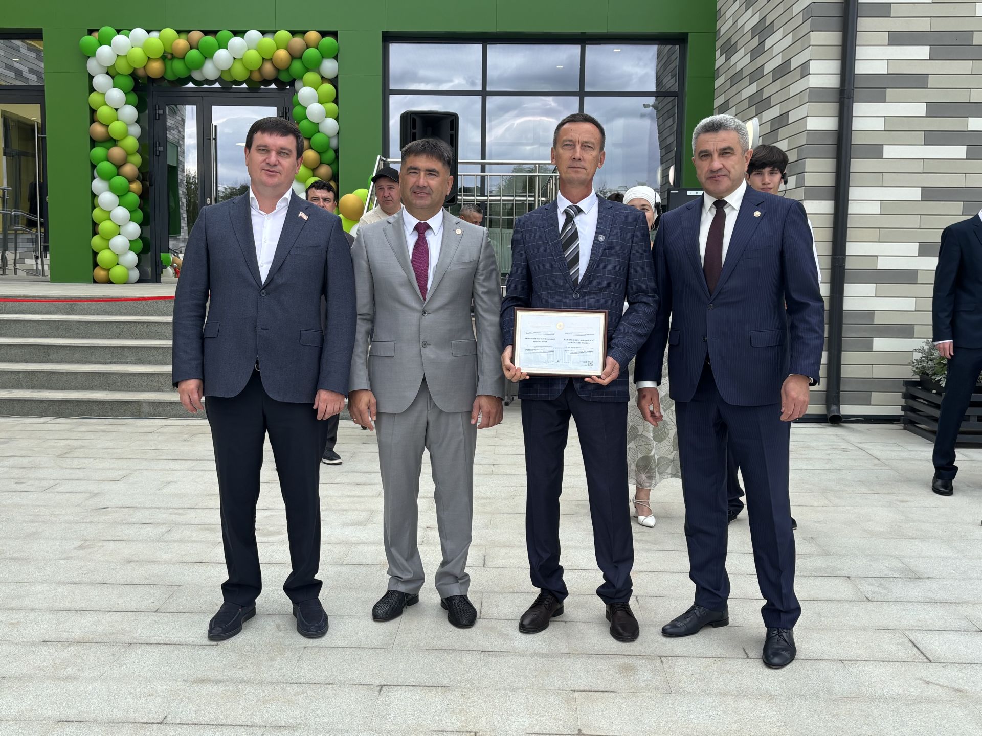 Кукмара районында Белем көне яңа мәктәпләр һәм яңартылган биналар белән башланды (фоторепортаж)