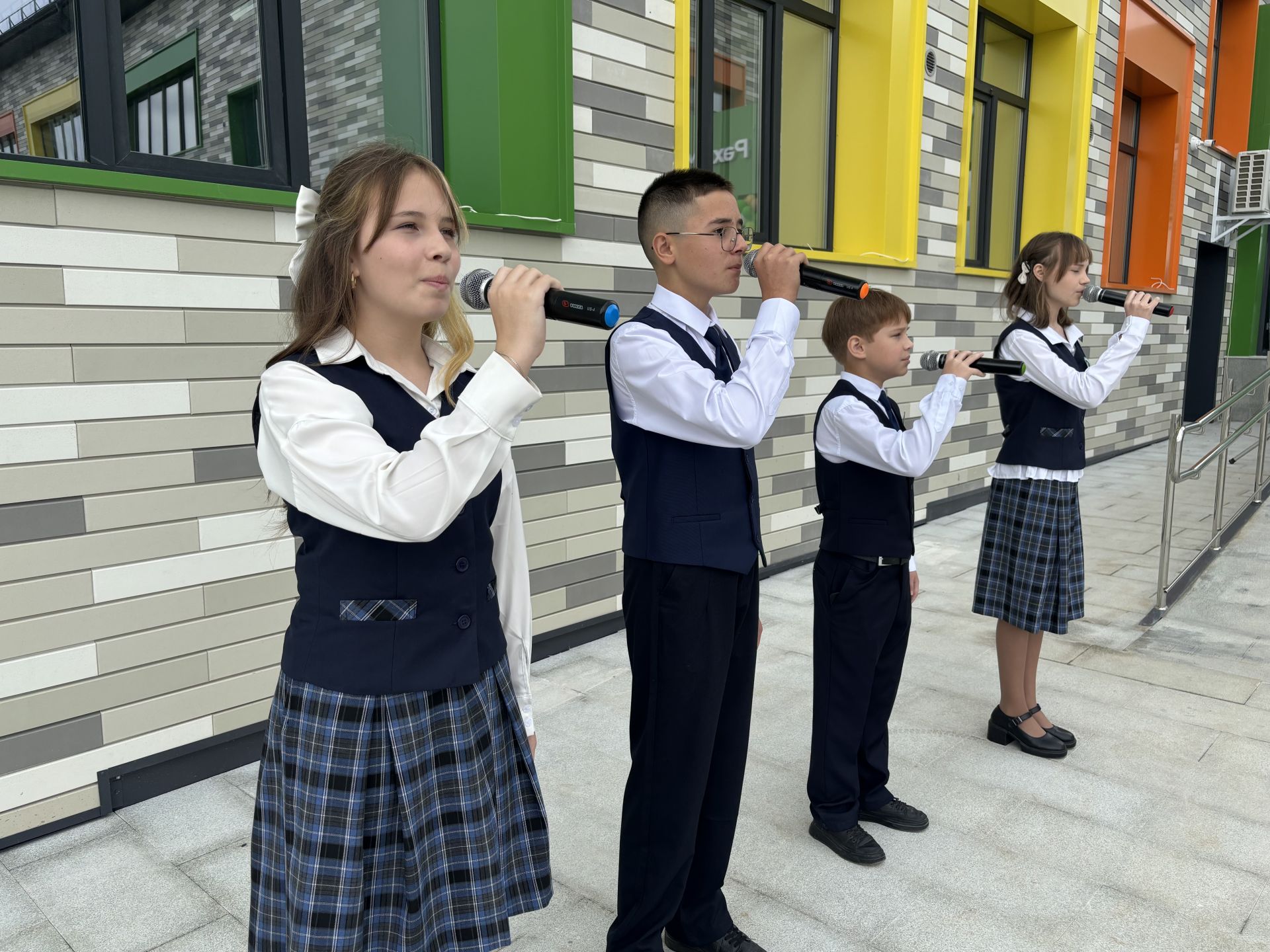Кукмара районында Белем көне яңа мәктәпләр һәм яңартылган биналар белән башланды (фоторепортаж)