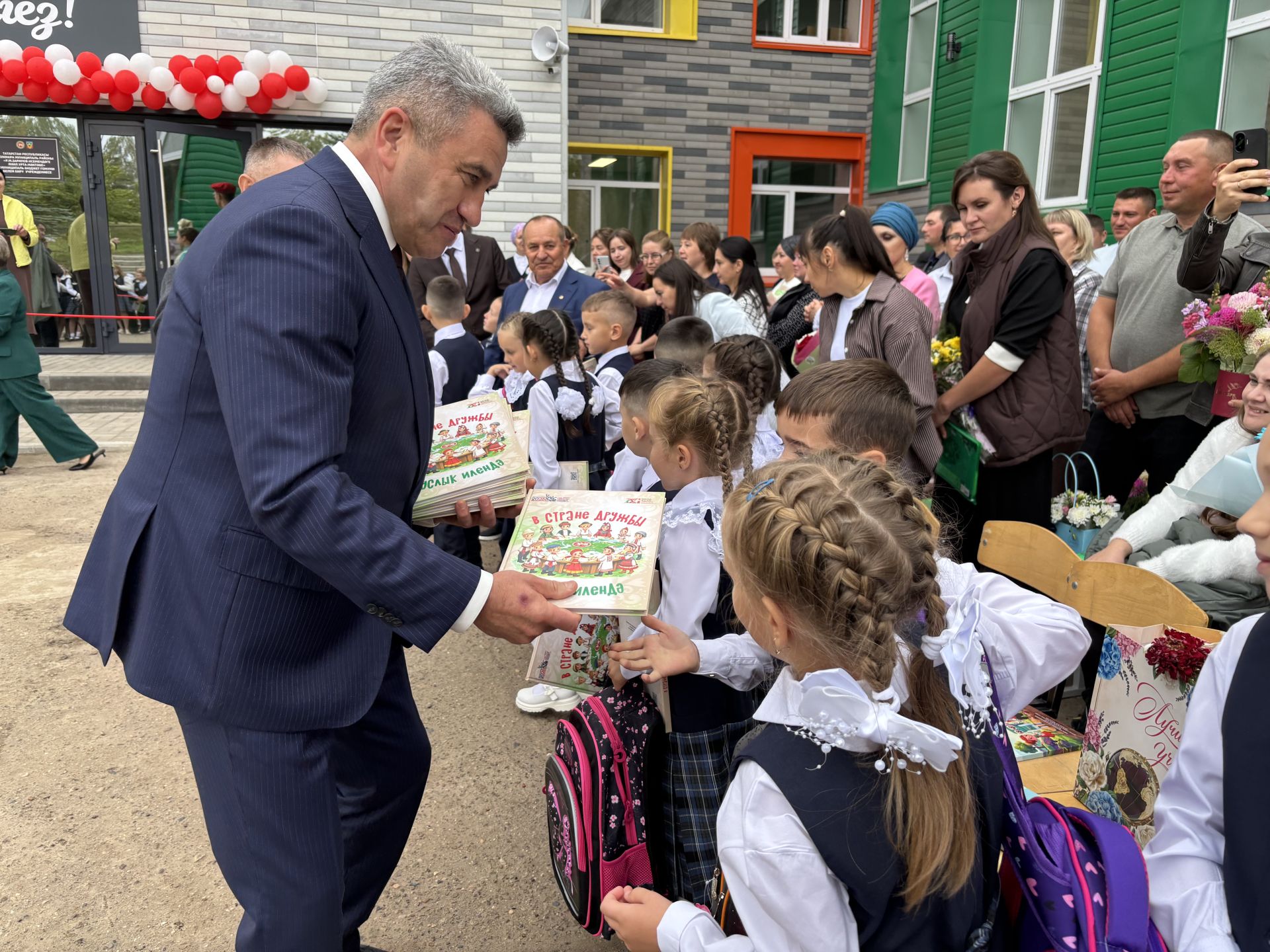 Кукмара районында Белем көне яңа мәктәпләр һәм яңартылган биналар белән башланды (фоторепортаж)