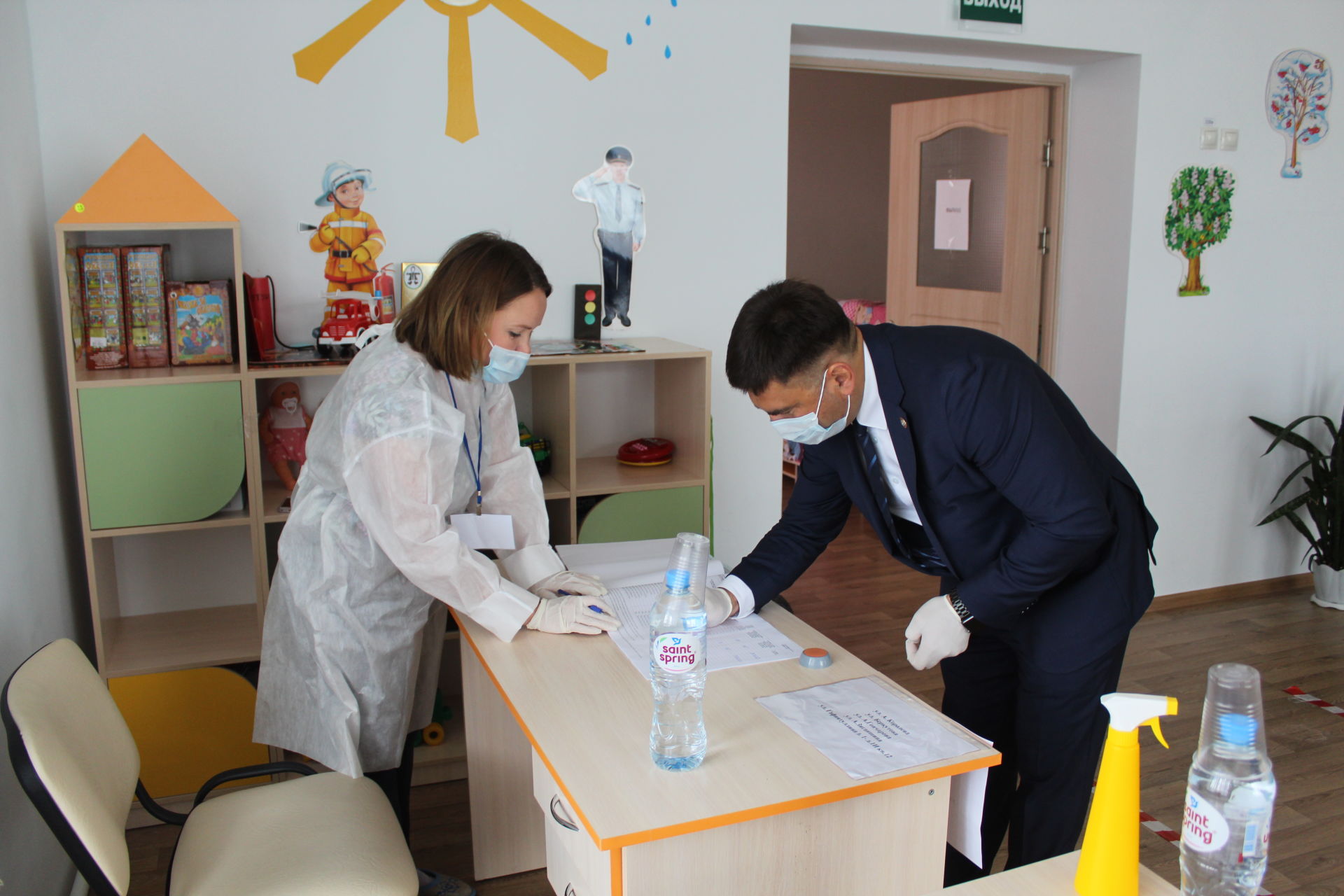 Глава Кукморского района проголосовал на Общероссийском голосовании