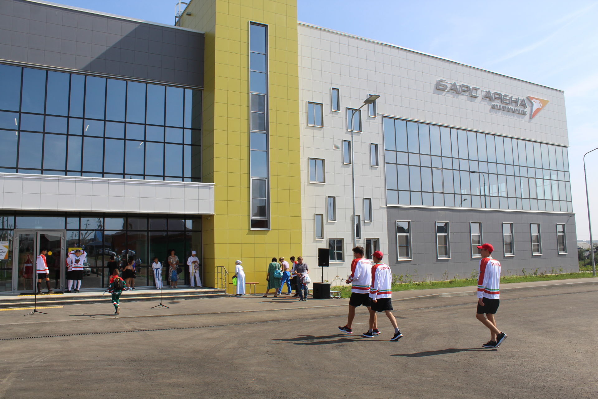 Рустам Минниханов открыл в Кукморе спортивный зал «Барс-Арена»