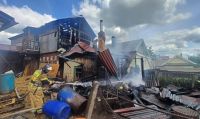 Кукмарада янгын мунчаны юк иткән һәм гаражга зыян китергән