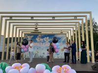 Гаилә - тормышның нигезе: Кукмараның Комсомол мәйданында бәйрәм чарасы узды