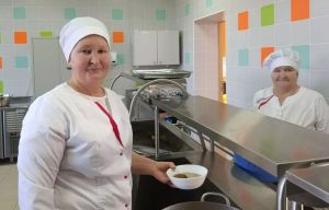 Вкусная перемена в Ошторма-Юмьинской школе