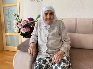 Кукмара районыннан Кәшифә Насыйбуллина: Бу вакытлар кире кайта күрмәсен, Аллаһы Тәгалә яшьләргә без кичергәннәрне күрсәтмәсен