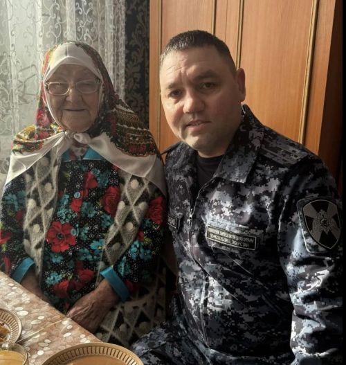 Кукмара районыннан Миңнехода Хаҗиева 98 яшьлеген билгеләп үтте