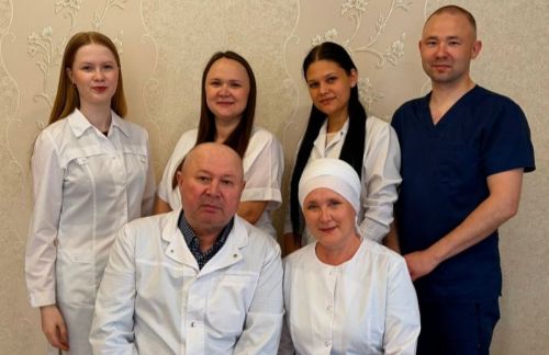 Ак халатлы бәхет: Кукмара районыннан Сәмиевлар гаиләсе — шәфкатьлелек үрнәге