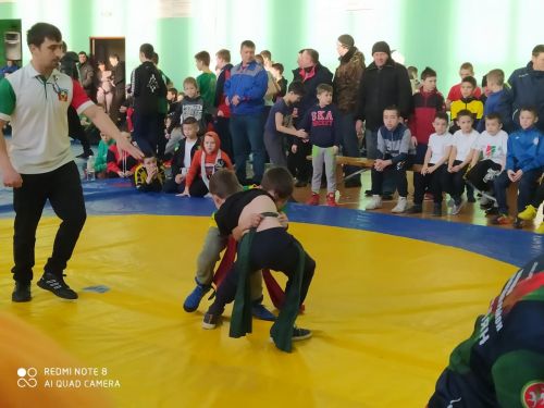 Кукмара районында Вахитов исемендәге хуҗалык призына бишенче тапкыр милли көрәш ярышы үтте