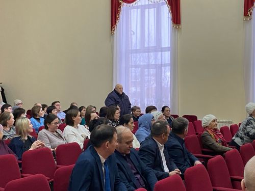 Зур Кукмара җирлегендә хисап җыелышы узды