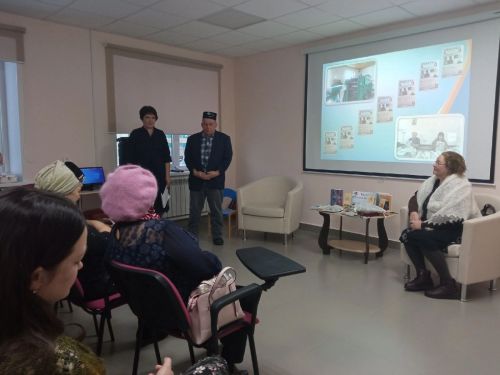 Кукмара үзәк китапханәсендә якташыбыз Заһид Мәхмүдине искә алу кичәсе булды
