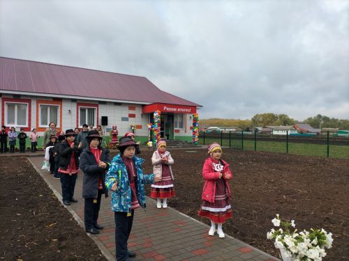 Кече Чура авылында  бер түбә астында булган балалар бакчасы һәм башлангыч мәктәп капиталь төзекләндерелде