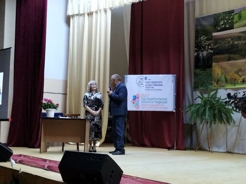 Түбән Өскебаш мәдәният йортында шагыйрә, җырлар авторы Айгөл Вәлиуллинаның иҗат кичәсе булды