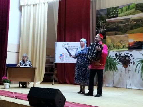 Түбән Өскебаш мәдәният йортында шагыйрә, җырлар авторы Айгөл Вәлиуллинаның иҗат кичәсе булды