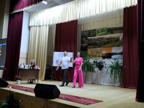 Түбән Өскебаш мәдәният йортында шагыйрә, җырлар авторы Айгөл Вәлиуллинаның иҗат кичәсе булды