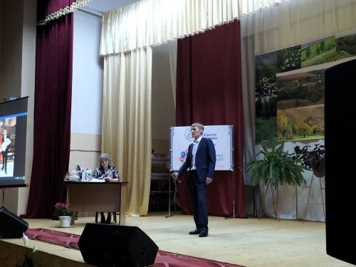 Түбән Өскебаш мәдәният йортында шагыйрә, җырлар авторы Айгөл Вәлиуллинаның иҗат кичәсе булды