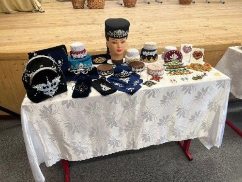 Кукмараның 3 нче урта мәктәбендә «Дуслык маршруты»  дип аталган бәйрәм чарасы  уздырылды