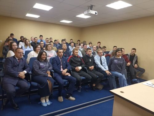 Кукмара аграр көллиятендә узган “Бизнес Бум” семинарында авыл җанлы яшьләр файдалы мәгълүматлар алды
