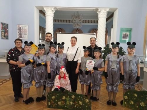 Кукмара районы мәктәпләре “Театрның яше юк” I Республика фестиваль-бәйгесендә катнашты