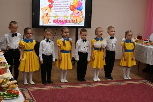 Кукмараның «Чулпан” балалар бакчасы  40 еллык юбилеен каршы алды