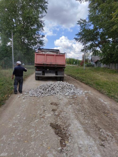 Оштырма-Юмья авыл җирлеге башлыгы Станислав Тимофеев  үзара салым акчасына быел нәрсәләр эшләнелгәне турында сөйләде