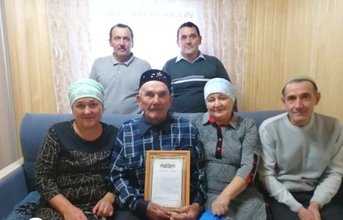 Зур Сәрдек авылында яшәүче Мансур Шәфигуллин  90 яшьлек юбилеен билгеләп үтте