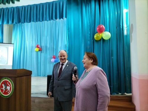 Зур Кукмара урта мәктәбендә Мияссәр Мансуров истәлегенә багышланган шахмат турниры үткәрелде