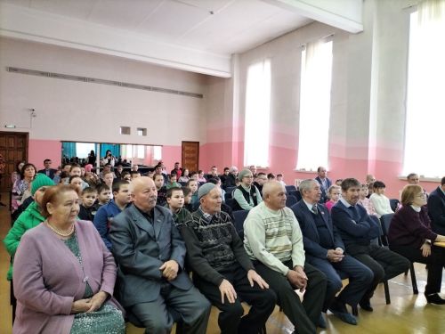 Зур Кукмара урта мәктәбендә Мияссәр Мансуров истәлегенә багышланган шахмат турниры үткәрелде