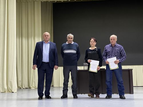 Олыяз авыл җирлегендә Татарстан Дәүләт Советы депутаты Римма Ратникова катнашында хисап җыелышы узды