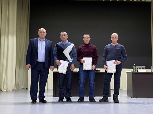 Олыяз авыл җирлегендә Татарстан Дәүләт Советы депутаты Римма Ратникова катнашында хисап җыелышы узды